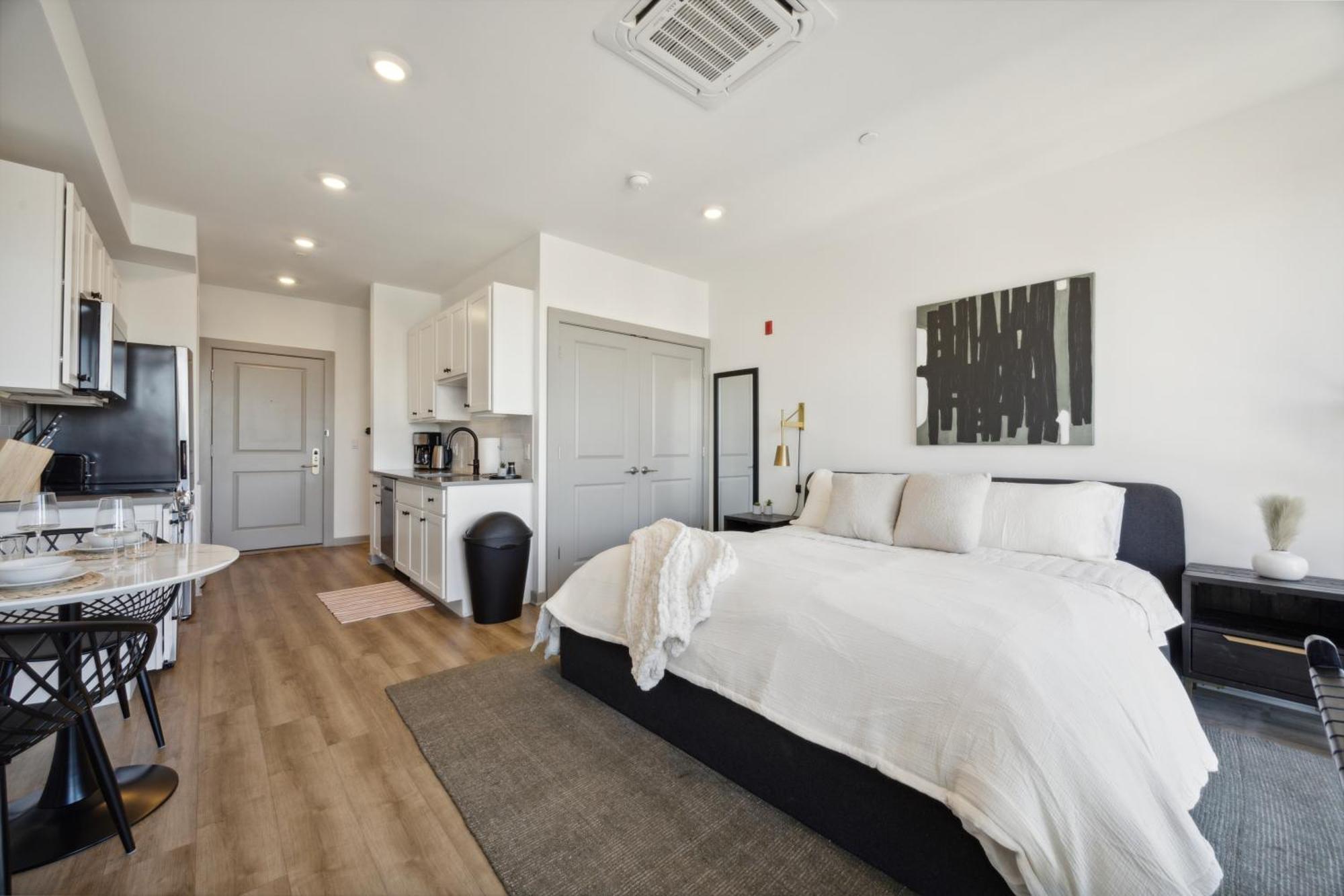 Apartment The Commons On Ludlow